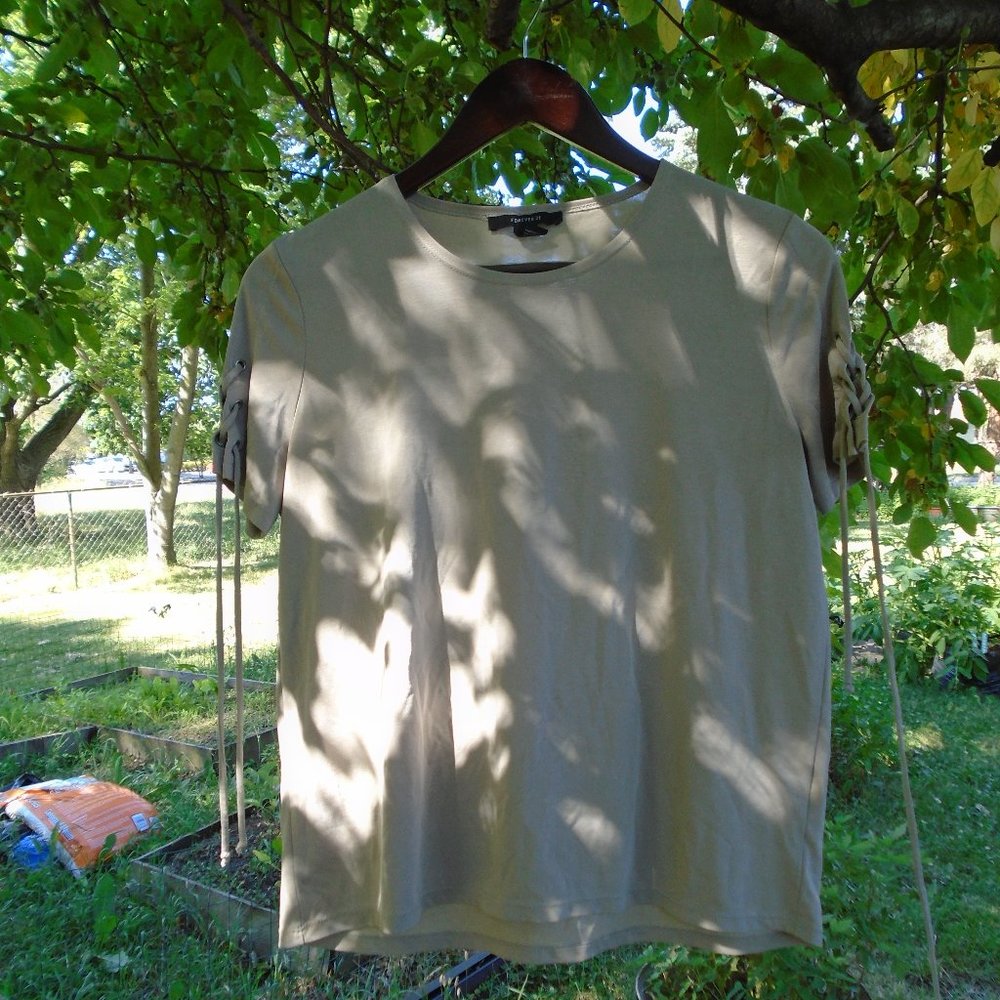 Edgy Khaki Green Boxy Tee